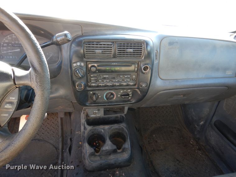 image for item DL8149 2000 Ford Ranger XLT  SuperCab pickup truck