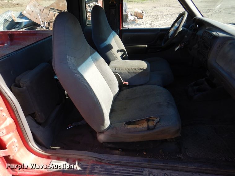 image for item DL8149 2000 Ford Ranger XLT  SuperCab pickup truck