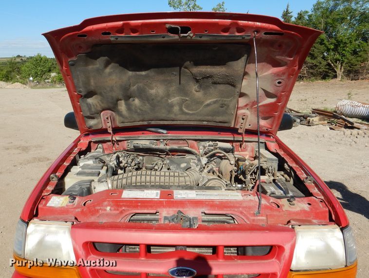 image for item DL8149 2000 Ford Ranger XLT  SuperCab pickup truck