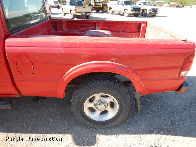 image for item DL8149 2000 Ford Ranger XLT  SuperCab pickup truck