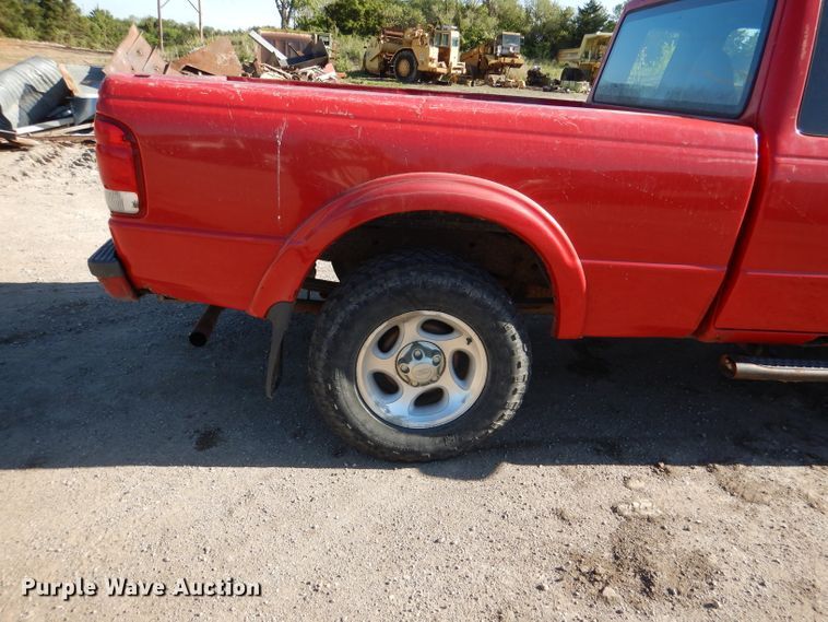 image for item DL8149 2000 Ford Ranger XLT  SuperCab pickup truck