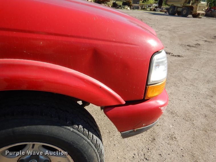 image for item DL8149 2000 Ford Ranger XLT  SuperCab pickup truck