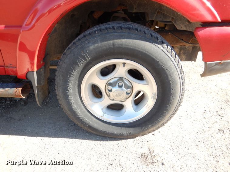 image for item DL8149 2000 Ford Ranger XLT  SuperCab pickup truck