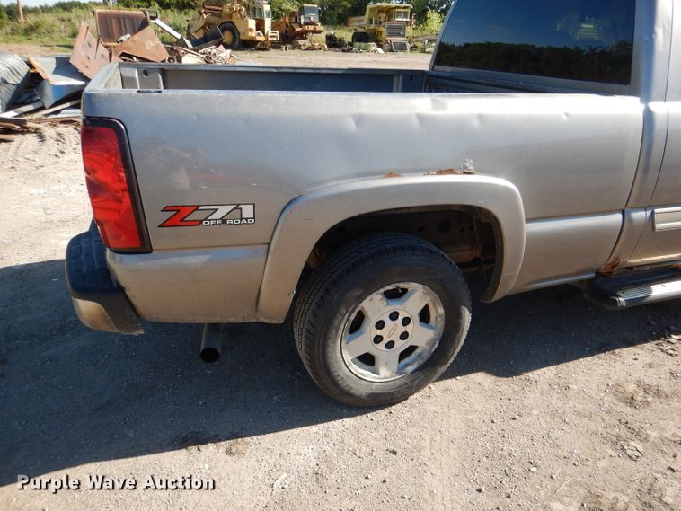 image for item DL8150 2006 Chevrolet Silverado 1500  Ext. Cab pickup truck