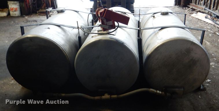 image for item DL8168 (3) transfer tanks