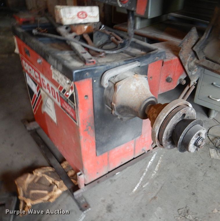 image for item DL8169 Coats 6401  tire balance