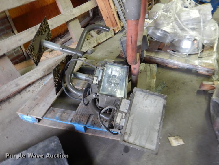 image for item DL8171 (13) lights