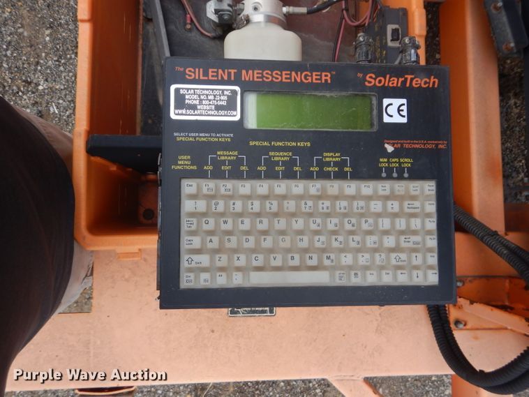 image for item DM4278 Solar Tech MB-24-318  message board trailer