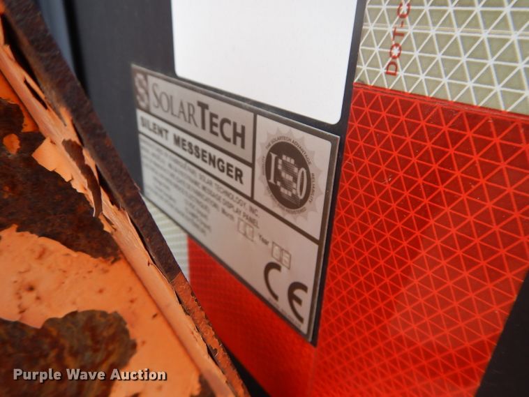 image for item DM4278 Solar Tech MB-24-318  message board trailer