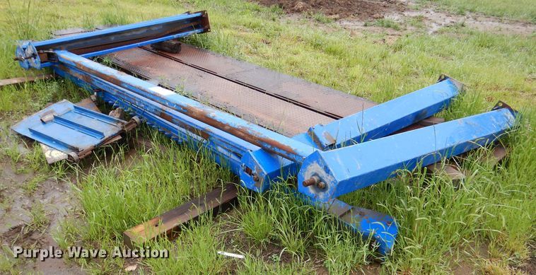 image for item DM4299 Four post automotive lift