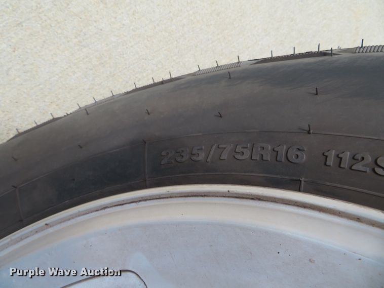 image for item DN5887 2000 Ford Explorer XLT  SUV