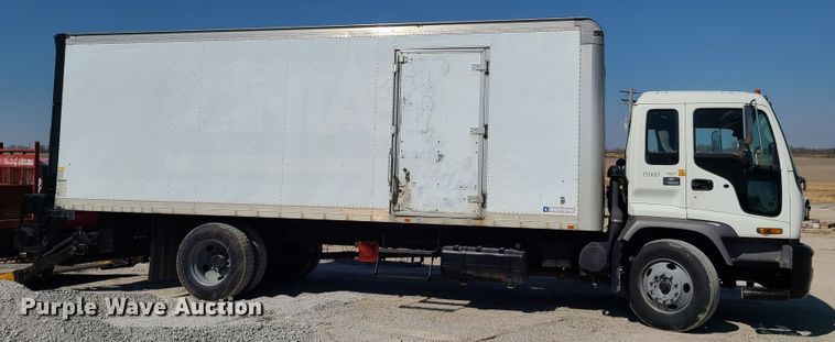 image for item DN6190 2007 Chevrolet T7500  box truck