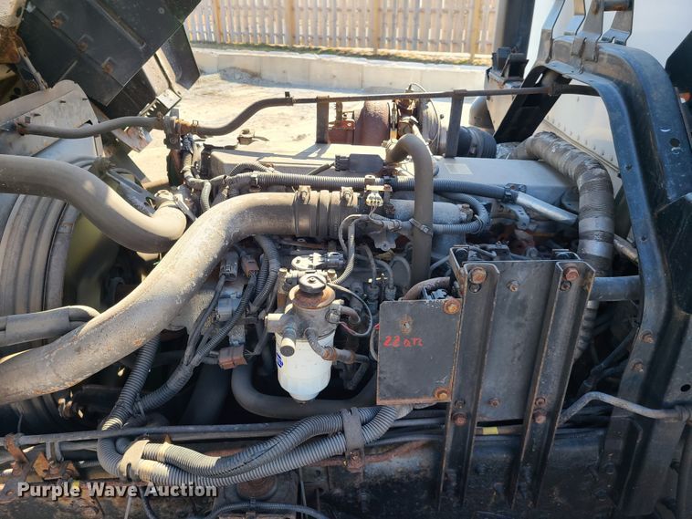 image for item DN6190 2007 Chevrolet T7500  box truck