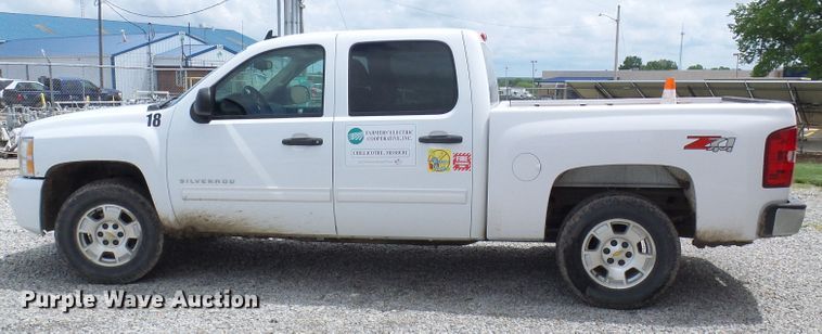 image for item DN6764 2011 Chevrolet Silverado 1500  Crew Cab pickup truck