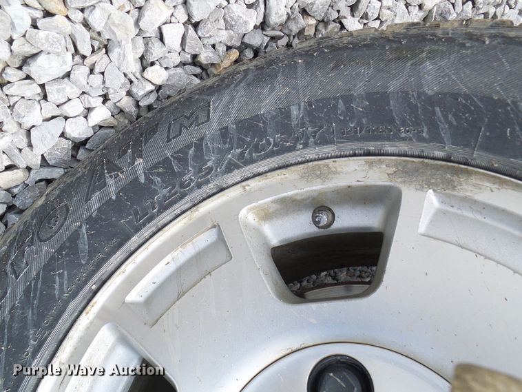 image for item DN6764 2011 Chevrolet Silverado 1500  Crew Cab pickup truck