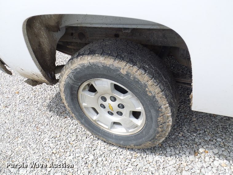 image for item DN6764 2011 Chevrolet Silverado 1500  Crew Cab pickup truck