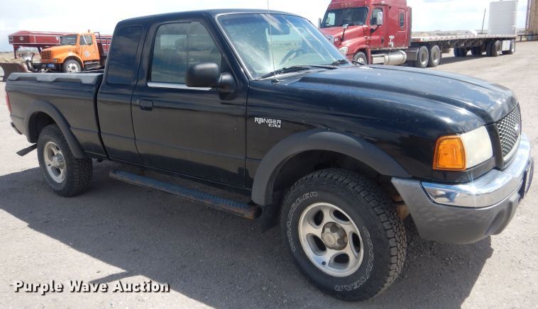 image for item FI9038 2001 Ford Ranger XLT  SuperCab pickup truck