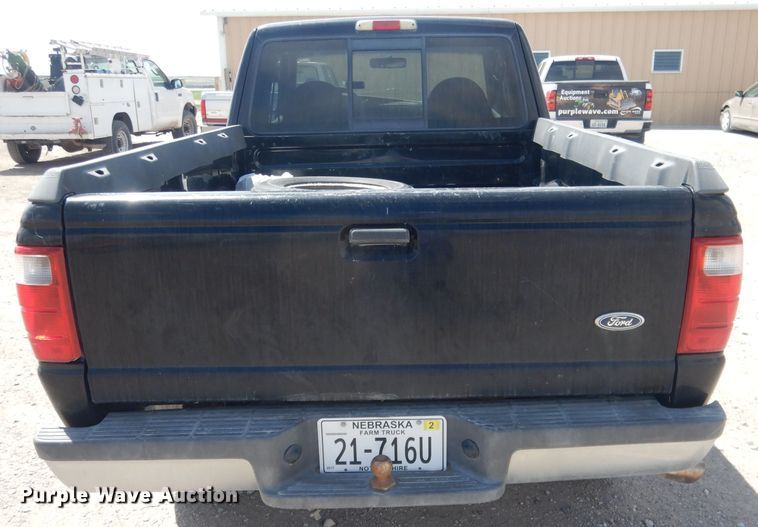image for item FI9038 2001 Ford Ranger XLT  SuperCab pickup truck