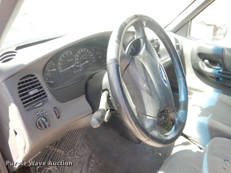 image for item FI9038 2001 Ford Ranger XLT  SuperCab pickup truck