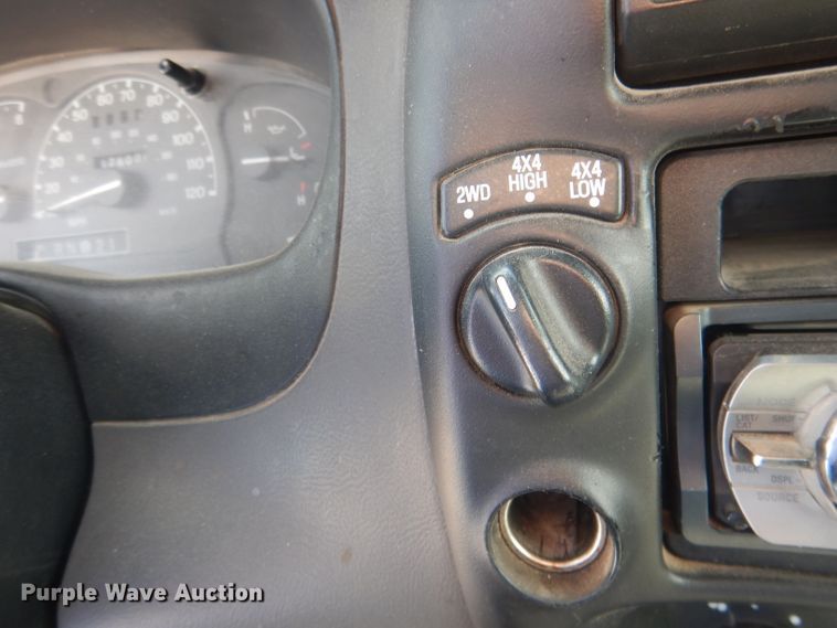 image for item FI9038 2001 Ford Ranger XLT  SuperCab pickup truck