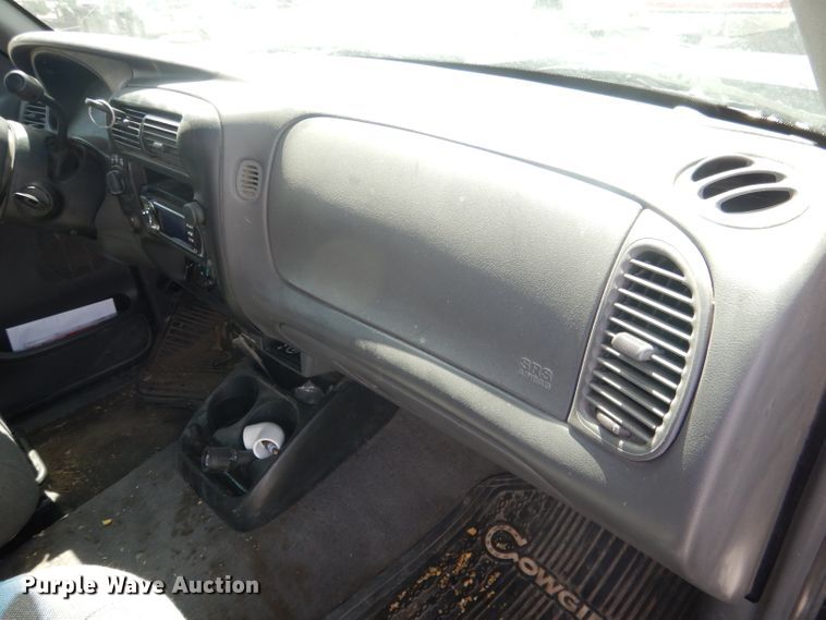 image for item FI9038 2001 Ford Ranger XLT  SuperCab pickup truck