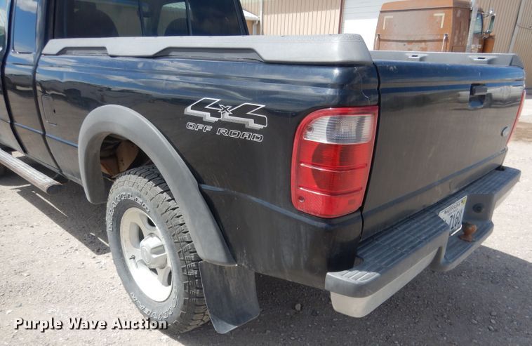 image for item FI9038 2001 Ford Ranger XLT  SuperCab pickup truck