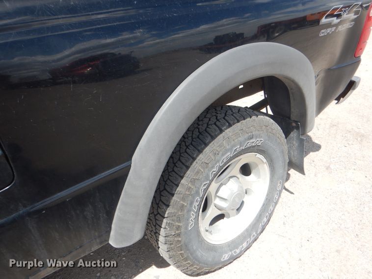 image for item FI9038 2001 Ford Ranger XLT  SuperCab pickup truck