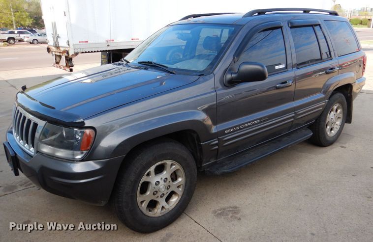 image for item FR9583 2004 Jeep Grand Cherokee  SUV