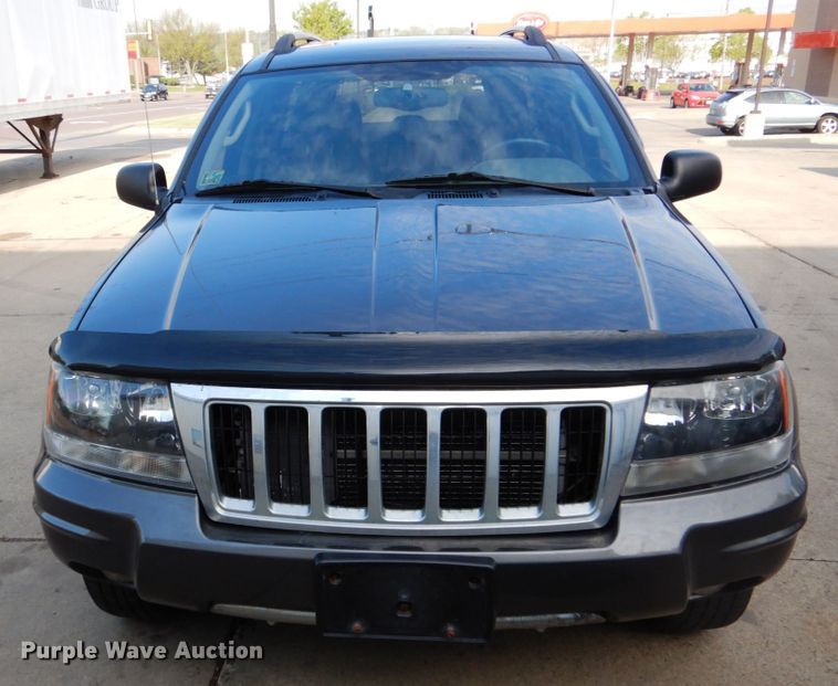 image for item FR9583 2004 Jeep Grand Cherokee  SUV