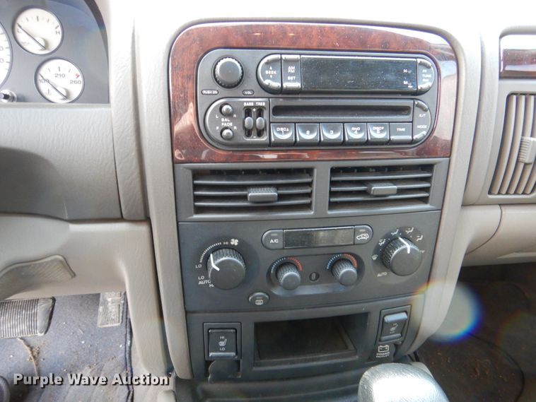 image for item FR9583 2004 Jeep Grand Cherokee  SUV