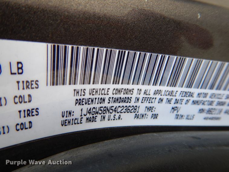 image for item FR9583 2004 Jeep Grand Cherokee  SUV