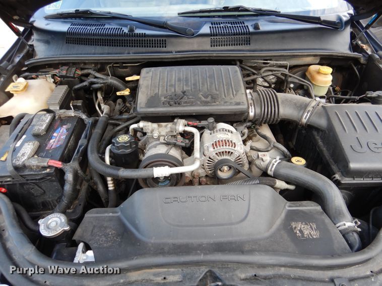 image for item FR9583 2004 Jeep Grand Cherokee  SUV