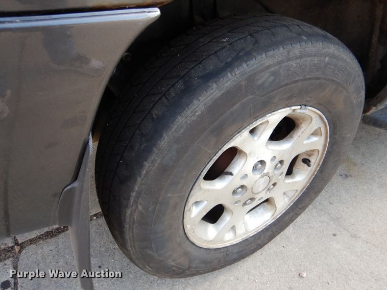 image for item FR9583 2004 Jeep Grand Cherokee  SUV