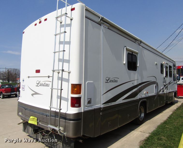 image for item GC9889 2001 Landau  RV