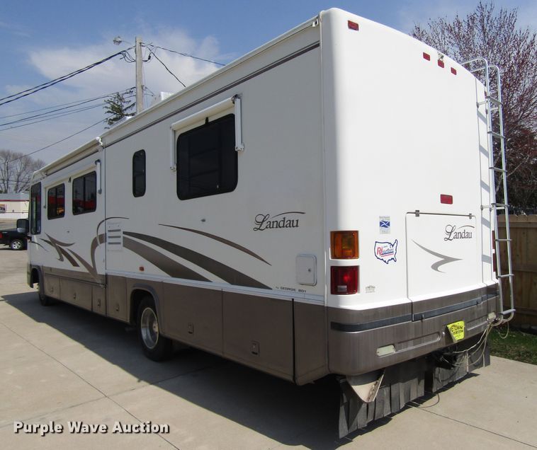 image for item GC9889 2001 Landau  RV