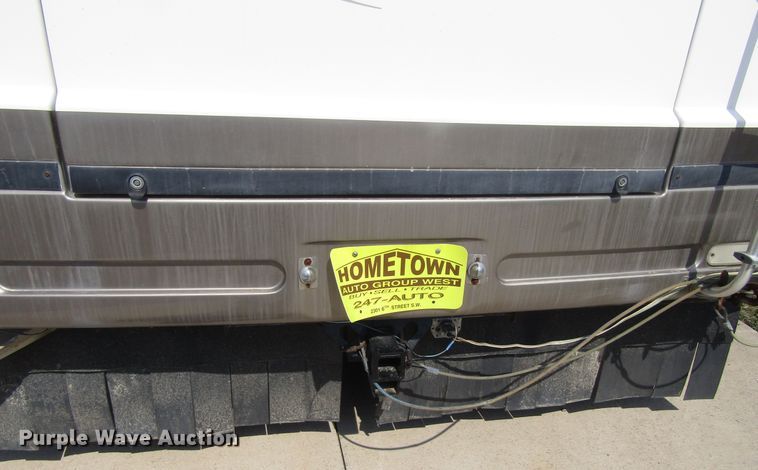 image for item GC9889 2001 Landau  RV