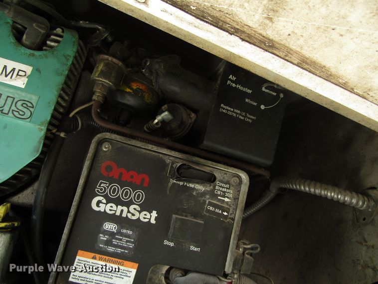 image for item GC9889 2001 Landau  RV