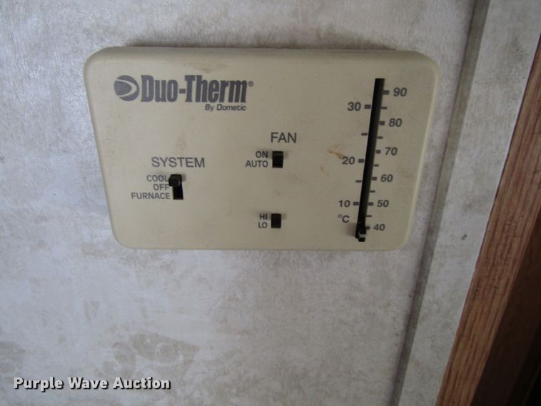 image for item GC9889 2001 Landau  RV