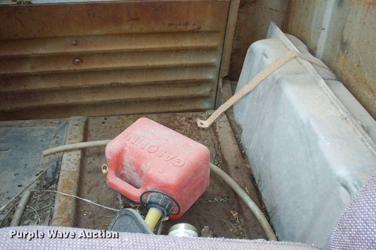 image for item GQ9594 1959 Chevrolet Viking 60  grain truck