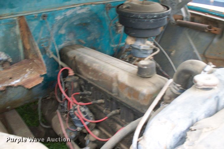 image for item GQ9594 1959 Chevrolet Viking 60  grain truck