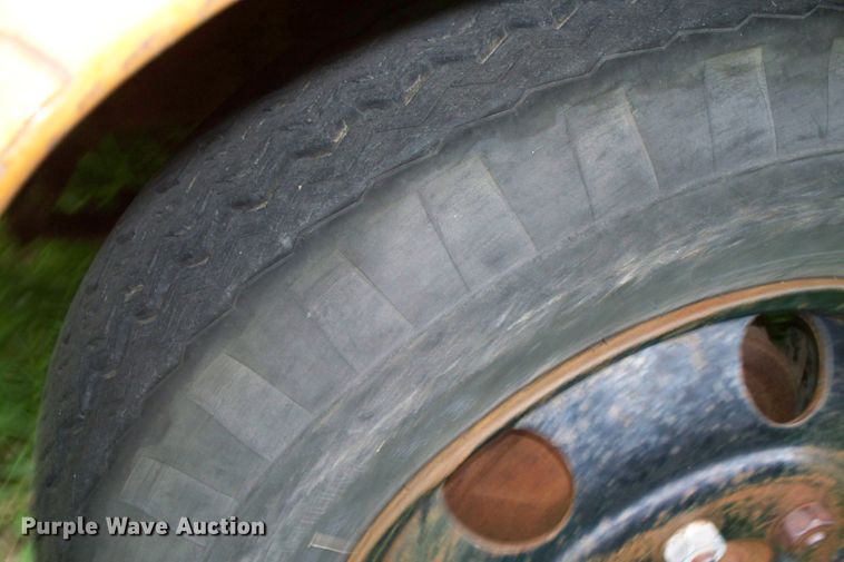 image for item GQ9594 1959 Chevrolet Viking 60  grain truck