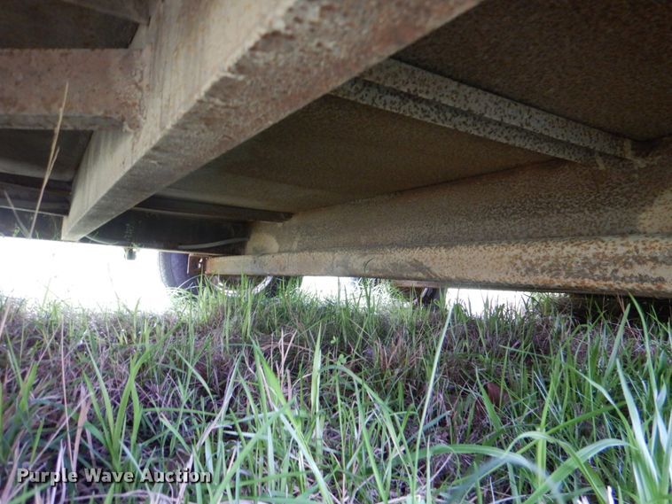 image for item HC9264 2002  shop built utility trailer