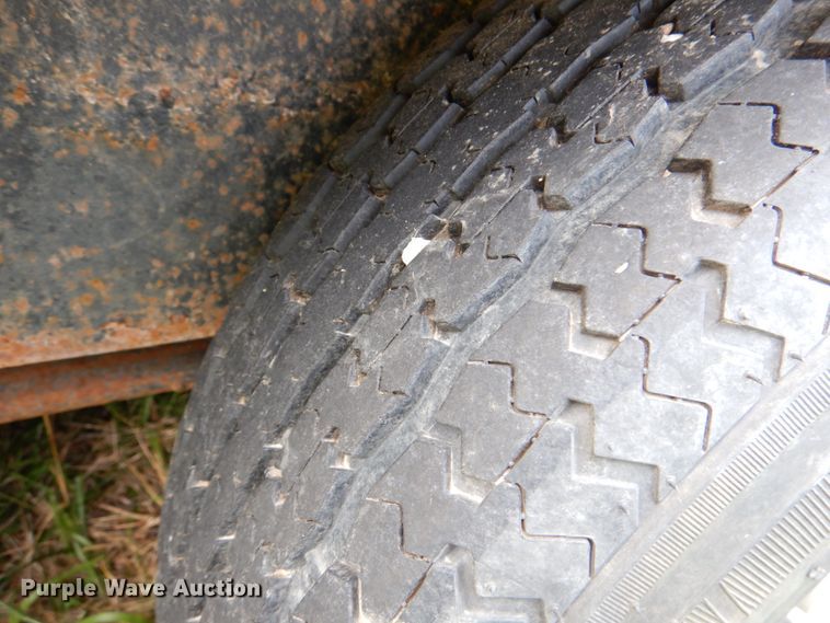 image for item HC9264 2002  shop built utility trailer