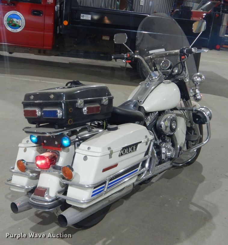 image for item HE9703 2005 Harley Davidson Road King Police motorcycle