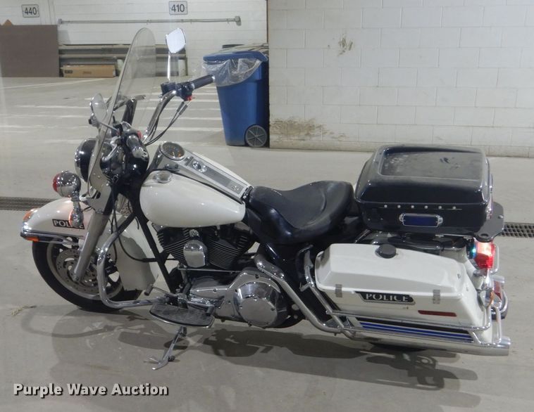 image for item HE9703 2005 Harley Davidson Road King Police motorcycle