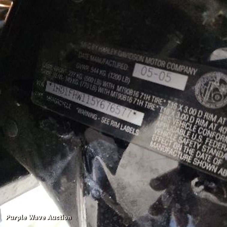 image for item HE9703 2005 Harley Davidson Road King Police motorcycle