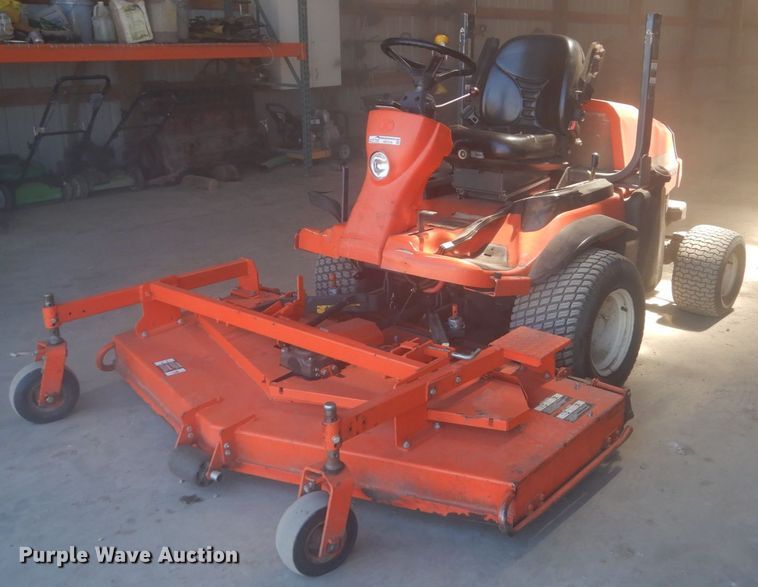 image for item HE9706 Kubota F2880  lawn mower