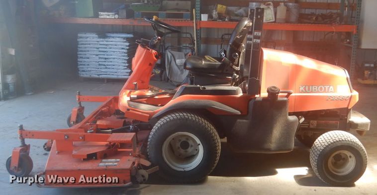 image for item HE9706 Kubota F2880  lawn mower
