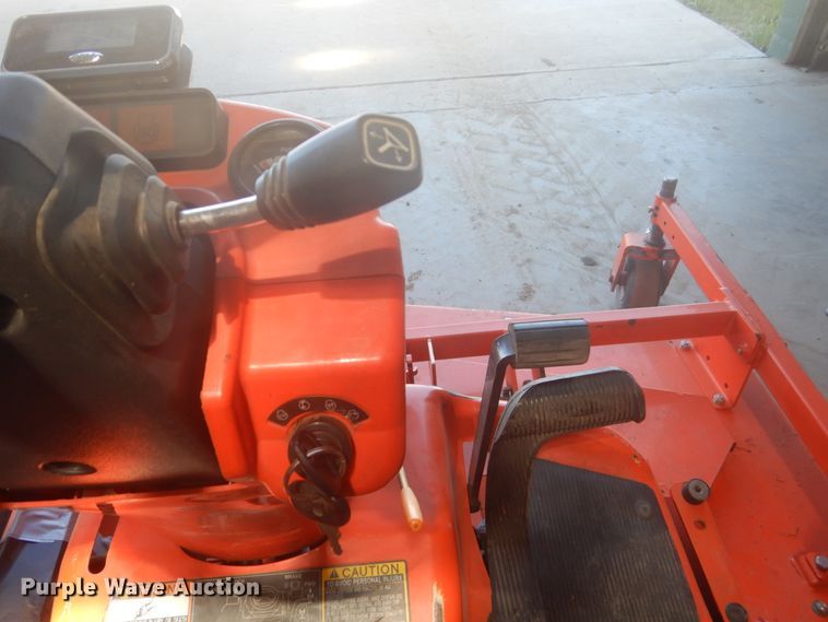image for item HE9706 Kubota F2880  lawn mower