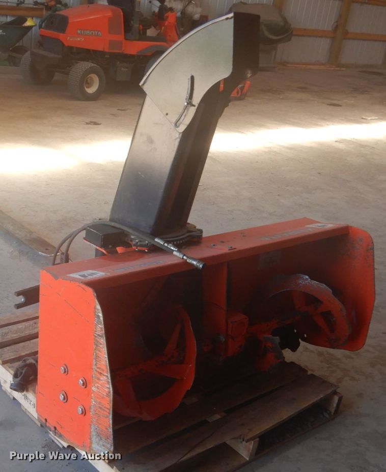 image for item HE9706 Kubota F2880  lawn mower